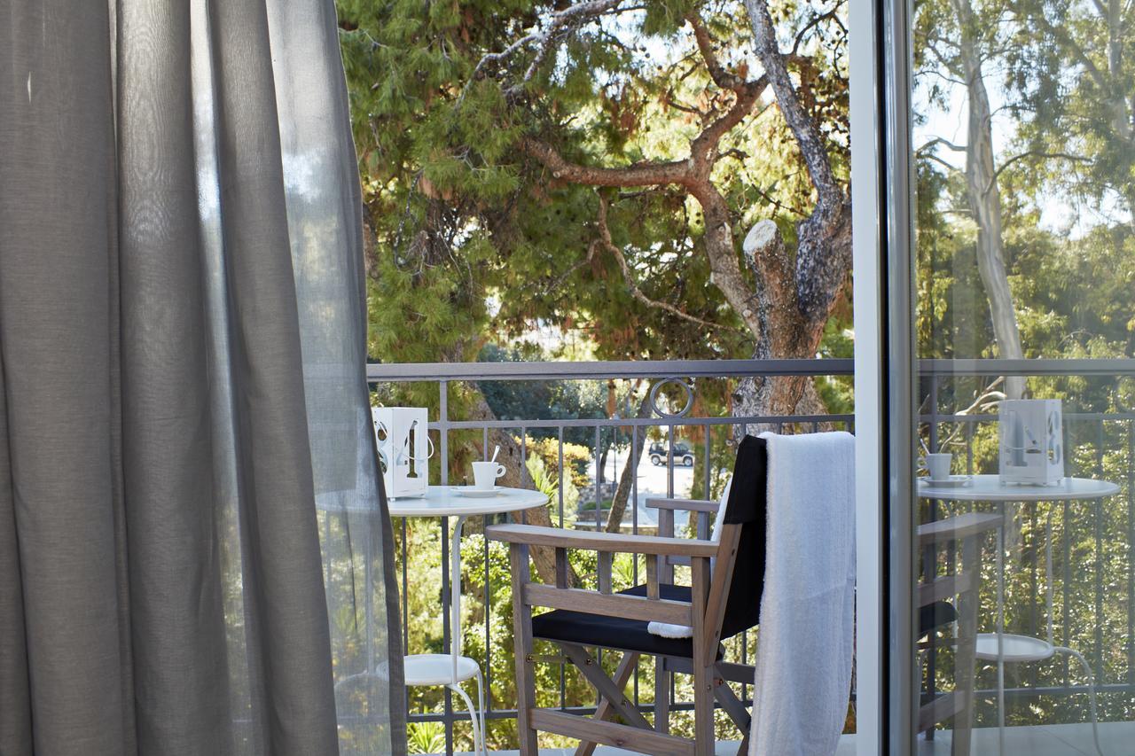 The Gardens Gallery Hotel